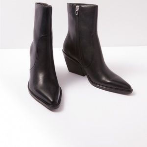 Dolce Vita Vikram Bootie from Evereve Black 9